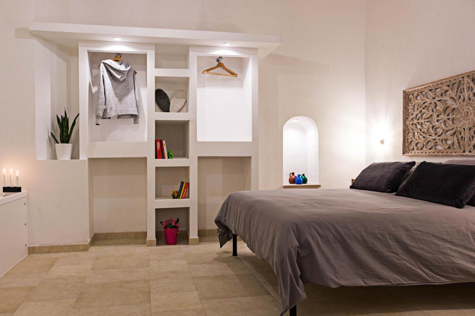 G25 Guesthouse Монополи Экстерьер фото